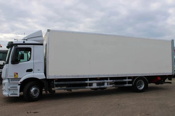 Mercedes-Benz Antos - Afbeelding 4 van 30