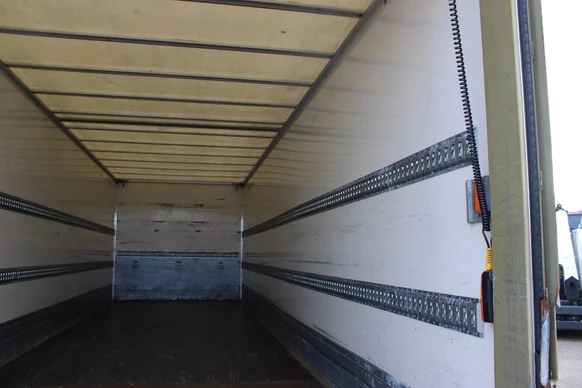 Mercedes-Benz Antos - Afbeelding 20 van 30