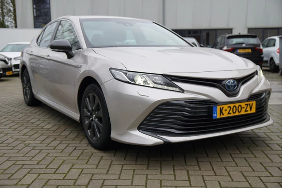 Toyota Camry - Afbeelding 4 van 26