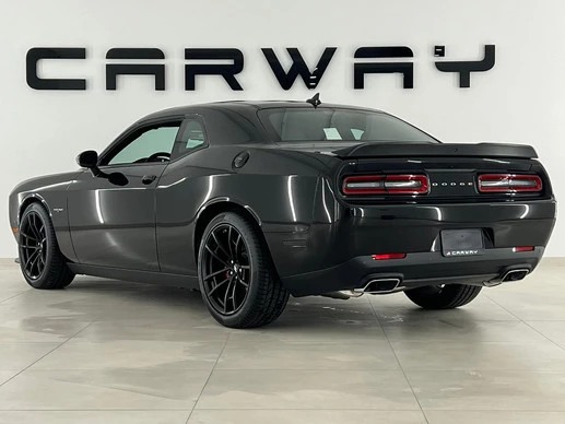 Dodge Challenger - Afbeelding 6 van 27