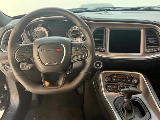 Dodge Challenger - Afbeelding 10 van 27