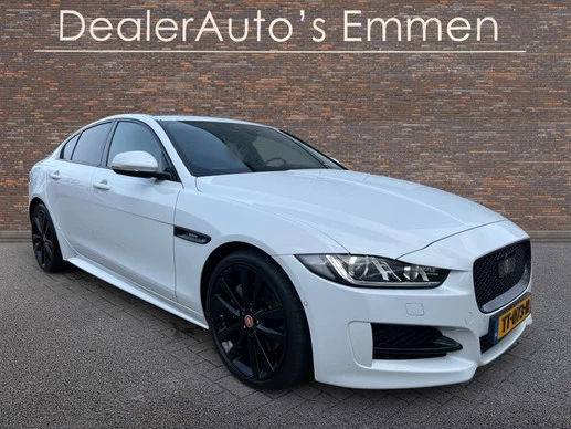 Jaguar XE - Afbeelding 2 van 30