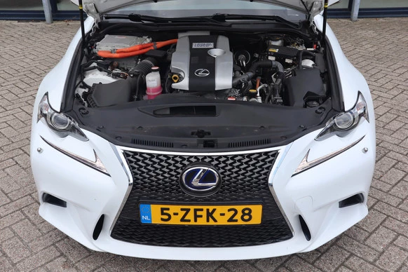 Lexus IS - Afbeelding 12 van 30