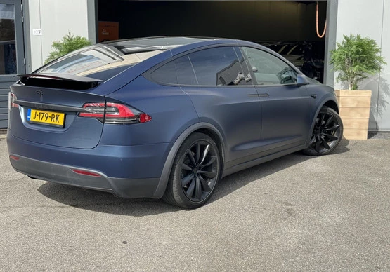 Tesla Model X - Afbeelding 4 van 17