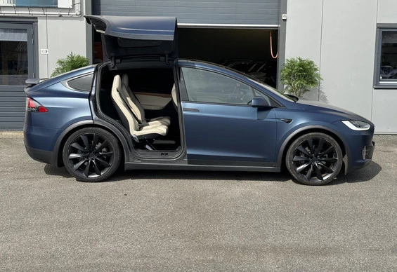 Tesla Model X - Afbeelding 5 van 17