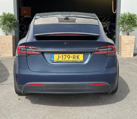 Tesla Model X - Afbeelding 6 van 17