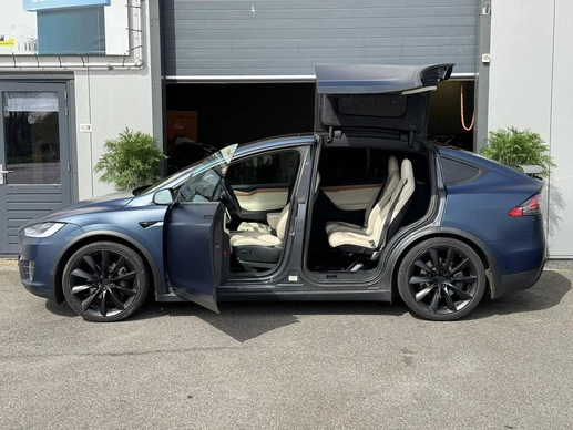 Tesla Model X - Afbeelding 9 van 17