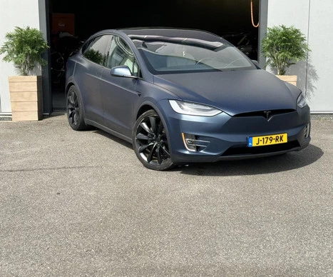 Tesla Model X - Afbeelding 10 van 17