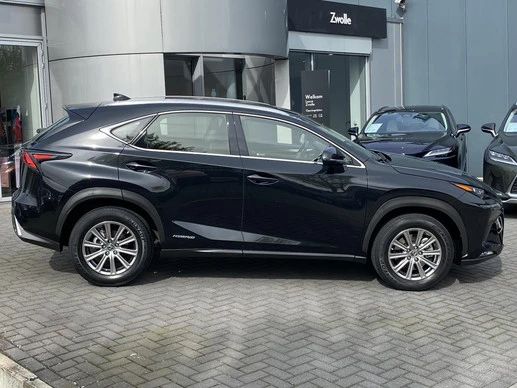 Lexus NX - Afbeelding 2 van 30