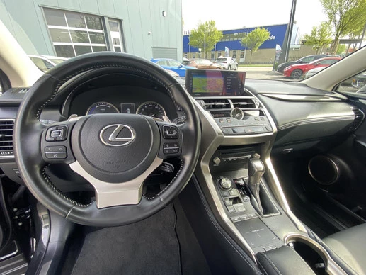 Lexus NX - Afbeelding 18 van 30