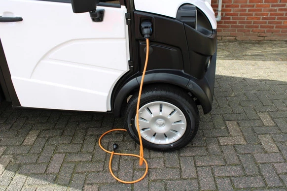 Aixam E-Truck - Afbeelding 7 van 24