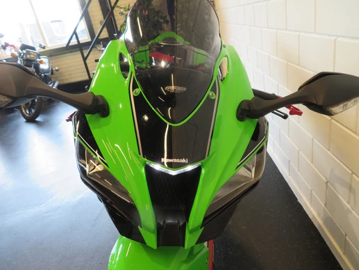 Kawasaki Ninja ZX - Afbeelding 14 van 15