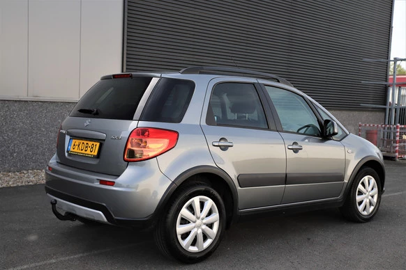 Suzuki SX4 - Afbeelding 10 van 30