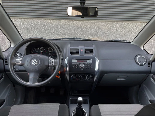 Suzuki SX4 - Afbeelding 11 van 30