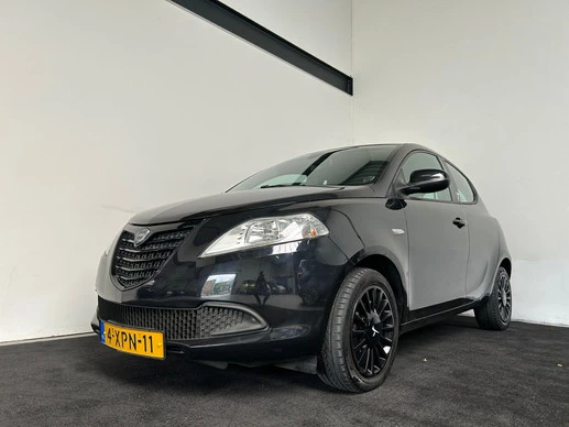 Lancia Ypsilon - Afbeelding 1 van 24