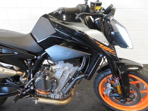KTM 790 Duke - Afbeelding 9 van 15
