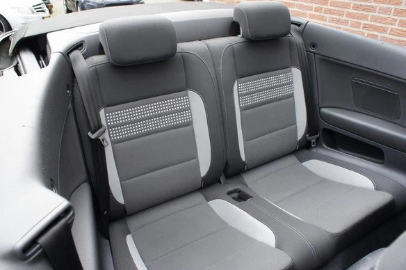 Volkswagen Golf - Afbeelding 19 van 30