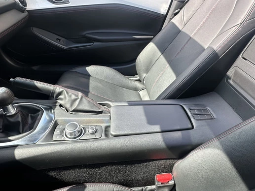 Mazda MX-5 - Afbeelding 23 van 30