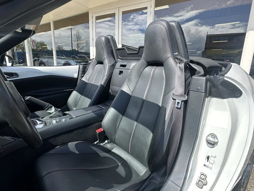 Mazda MX-5 - Afbeelding 16 van 30