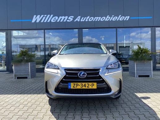 Lexus NX - Afbeelding 2 van 30