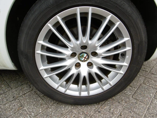 Alfa Romeo 159 - Afbeelding 16 van 28