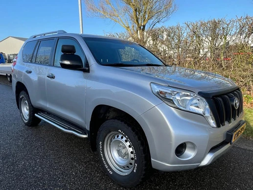 Toyota Land Cruiser - Afbeelding 13 van 18