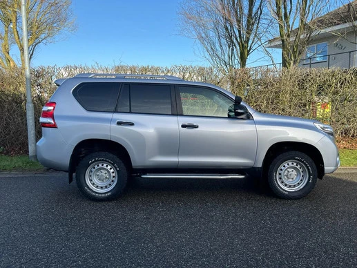 Toyota Land Cruiser - Afbeelding 17 van 18