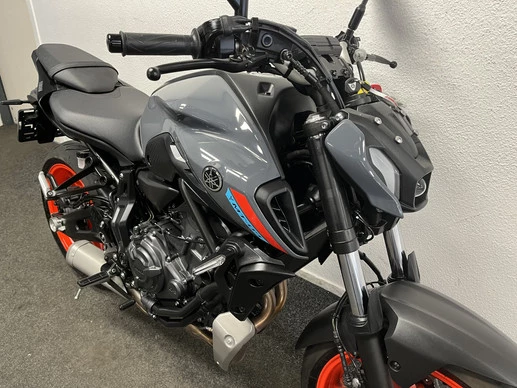 Yamaha MT 07 - Afbeelding 8 van 18