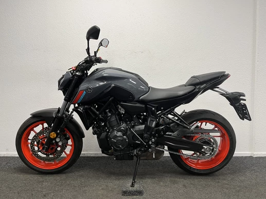 Yamaha MT 07 - Afbeelding 10 van 18