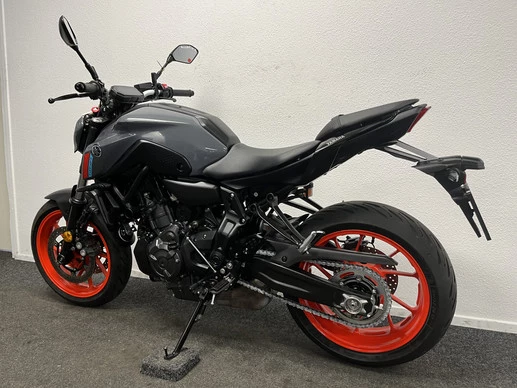 Yamaha MT 07 - Afbeelding 12 van 18