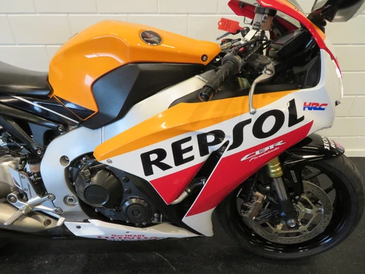 Honda CBR 1000 RR - Afbeelding 9 van 15