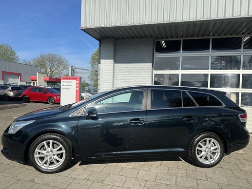 Toyota Avensis - Afbeelding 2 van 30