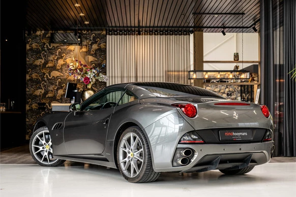 Ferrari California - Afbeelding 10 van 30