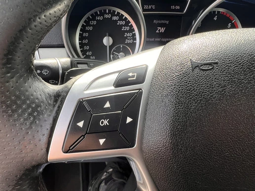 Mercedes-Benz M-Klasse - Afbeelding 25 van 30