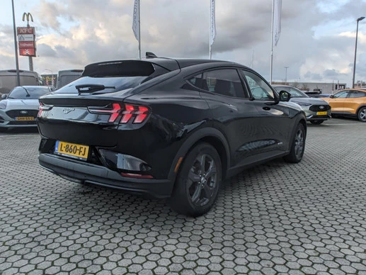 Ford Mustang Mach-E - Afbeelding 4 van 30