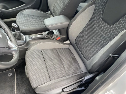 Opel Astra - Afbeelding 14 van 30