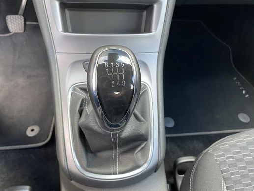 Opel Astra - Afbeelding 25 van 30