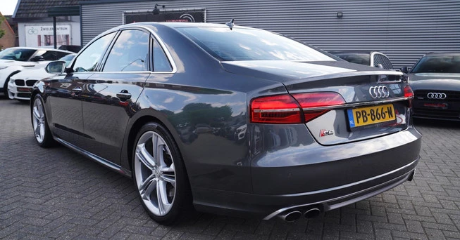 Audi S8 - Afbeelding 22 van 30