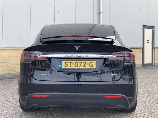 Tesla Model X - Afbeelding 10 van 30