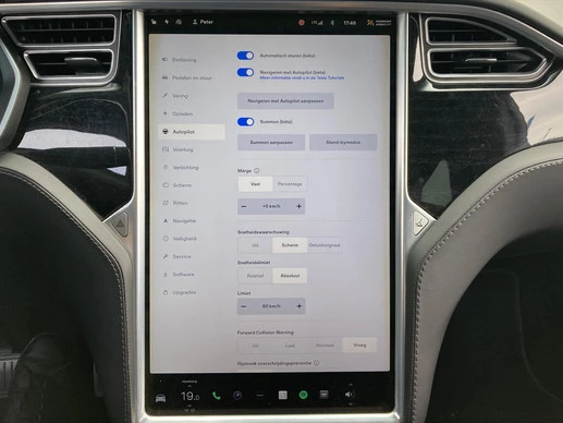 Tesla Model X - Afbeelding 16 van 30