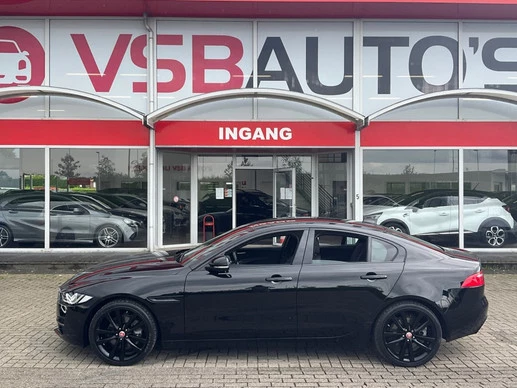 Jaguar XE - Afbeelding 2 van 17