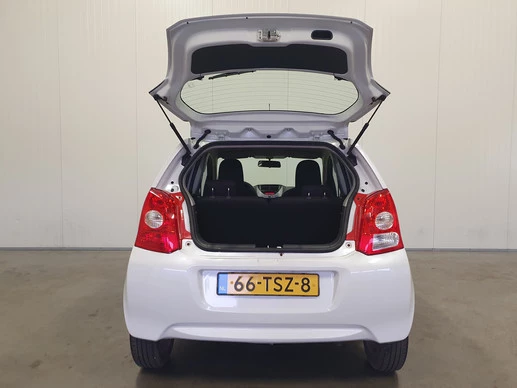 Suzuki Alto - Afbeelding 22 van 30