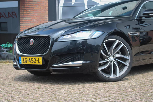 Jaguar XF - Afbeelding 17 van 30