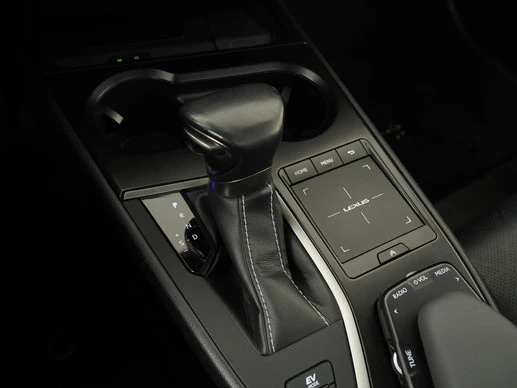 Lexus UX - Afbeelding 11 van 30