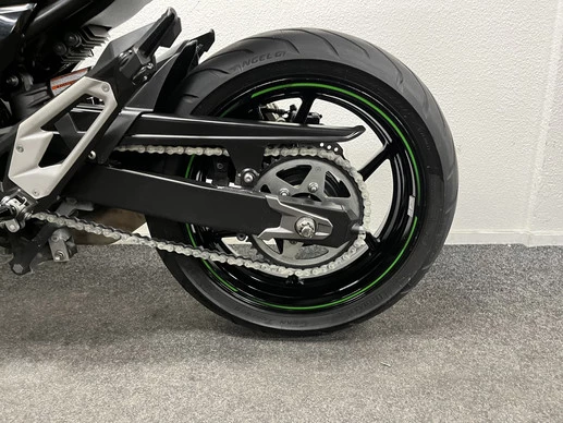 Kawasaki Z800 - Afbeelding 18 van 22