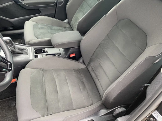 Volkswagen Golf - Afbeelding 13 van 30