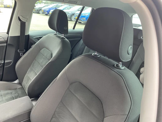 Volkswagen Golf - Afbeelding 14 van 30