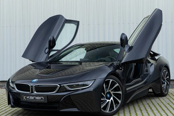 BMW i8 - Afbeelding 1 van 30