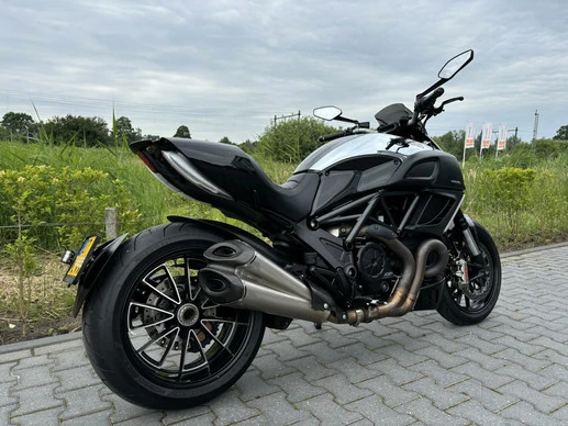 Ducati Diavel - Afbeelding 2 van 17