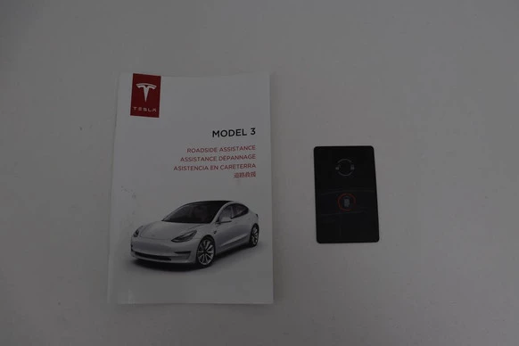 Tesla Model 3 - Afbeelding 20 van 30